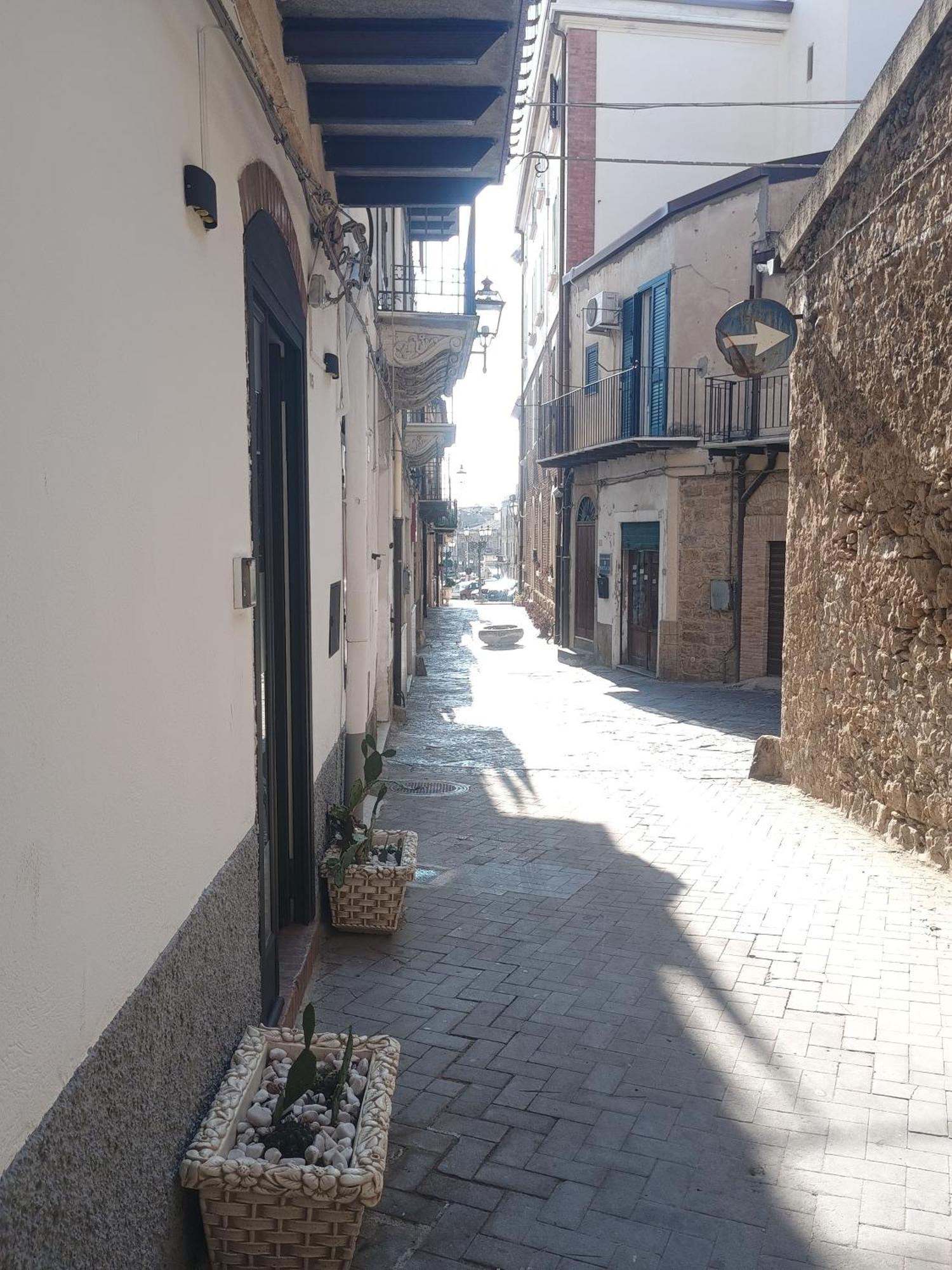 Al Vico Bartoli Suite Room Mazzarino Dış mekan fotoğraf